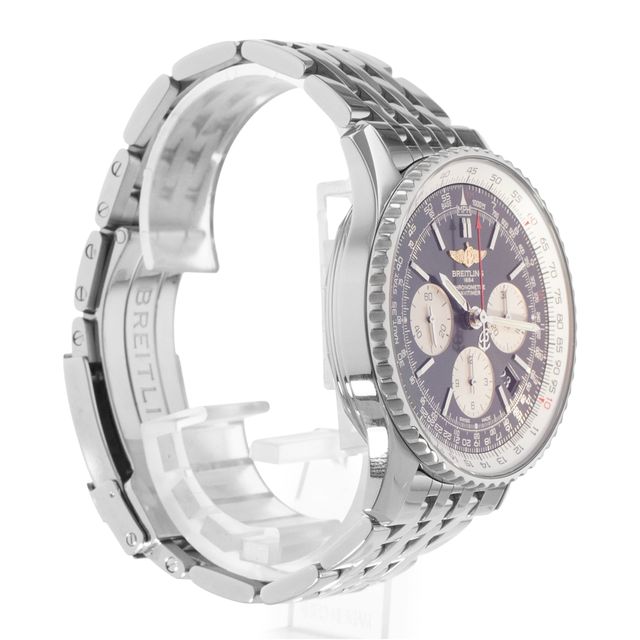 Breitling Navitimer AB0120 Image 5